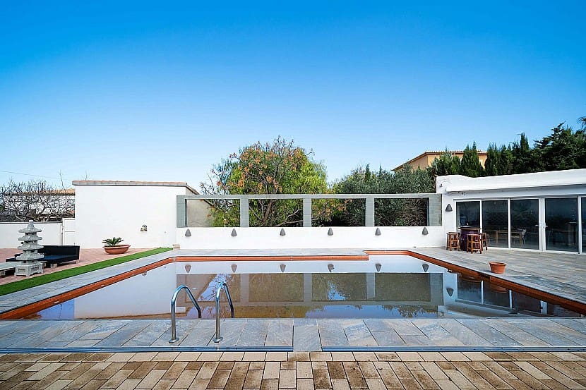 4 Zimmer Villa zu verkaufen in Denia mit Pool - 650.000 € (Ref: 9243491)