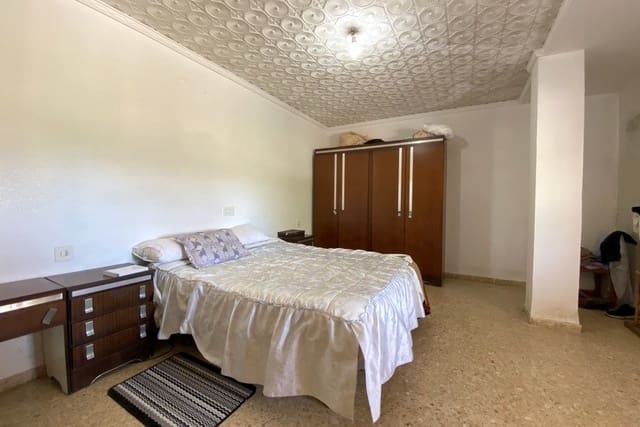 8 Zimmer Villa zu verkaufen in Centro Urbano, Dénia mit Pool - 750.000 € (Ref: 9243493)