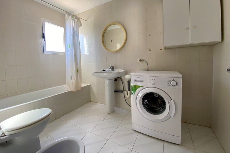 8 soverom Villa til salgs i Denia med svømmebasseng - € 750 000 (Ref: 9243493)