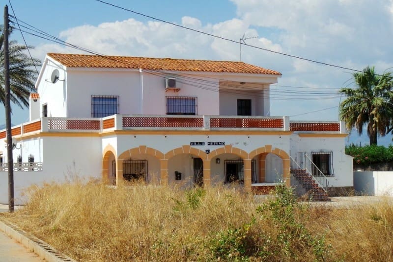 8 soverom Villa til salgs i Denia med svømmebasseng - € 750 000 (Ref: 9243493)