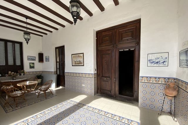 7 Zimmer Villa zu verkaufen in Altea mit Pool - 1.900.000 € (Ref: 9243495)