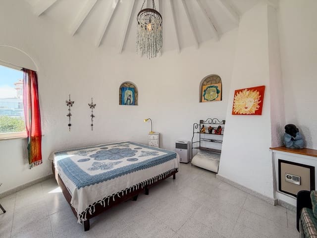 5 soveværelse Villa til salg i Pedreguer med swimmingpool - € 599.000 (Ref: 9243497)