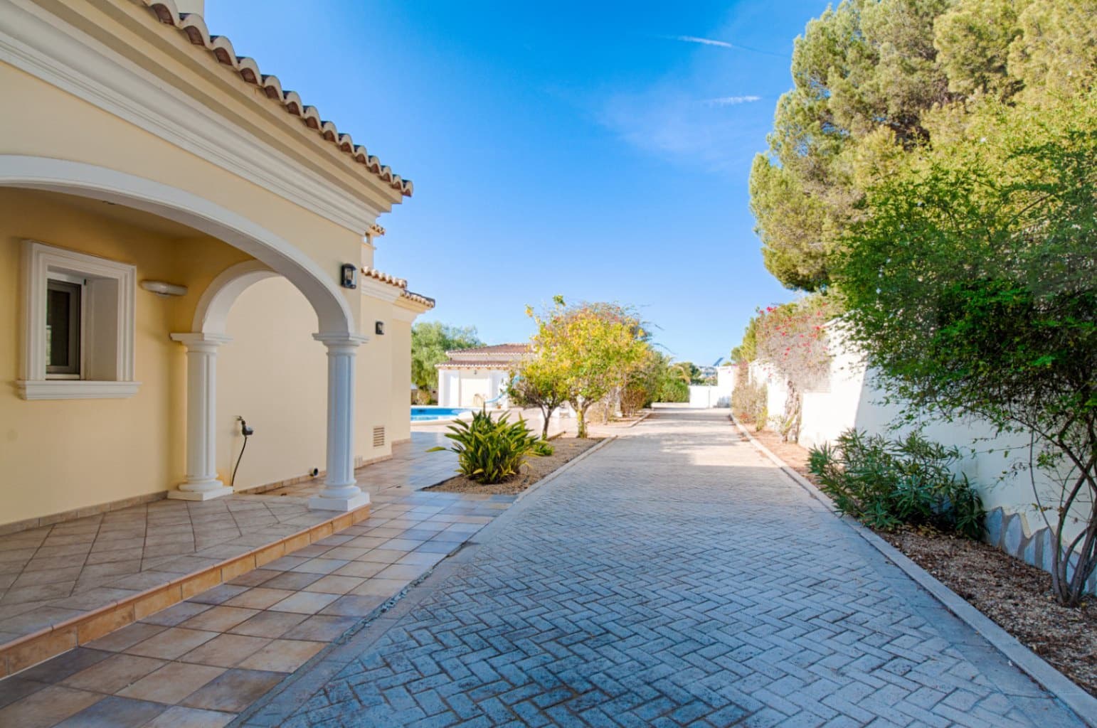 5 soverom Villa til salgs i Moraira med svømmebasseng - € 2 450 000 (Ref: 9270026)