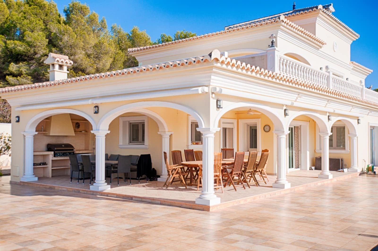 5 soverom Villa til salgs i Moraira med svømmebasseng - € 2 450 000 (Ref: 9270026)