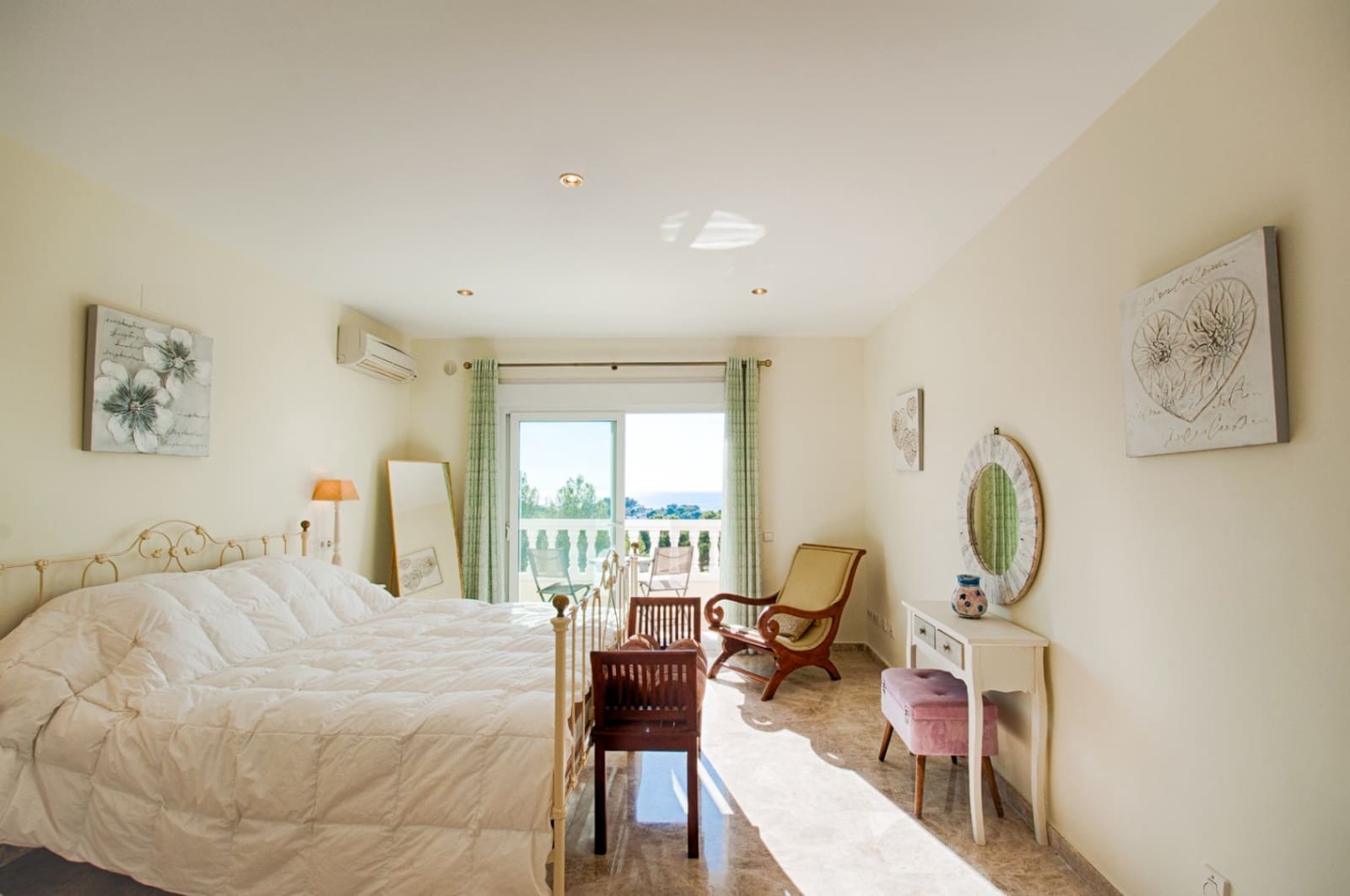 5 soverom Villa til salgs i Moraira med svømmebasseng - € 2 450 000 (Ref: 9270026)