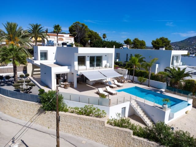 4 soveværelse Villa til salg i Casco Urbano, Teulada-Moraira med swimmingpool - € 1.990.000 (Ref: 9270030)