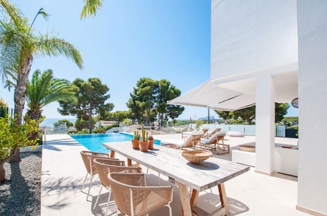 4 soveværelse Villa til salg i Casco Urbano, Teulada-Moraira med swimmingpool - € 1.990.000 (Ref: 9270030)