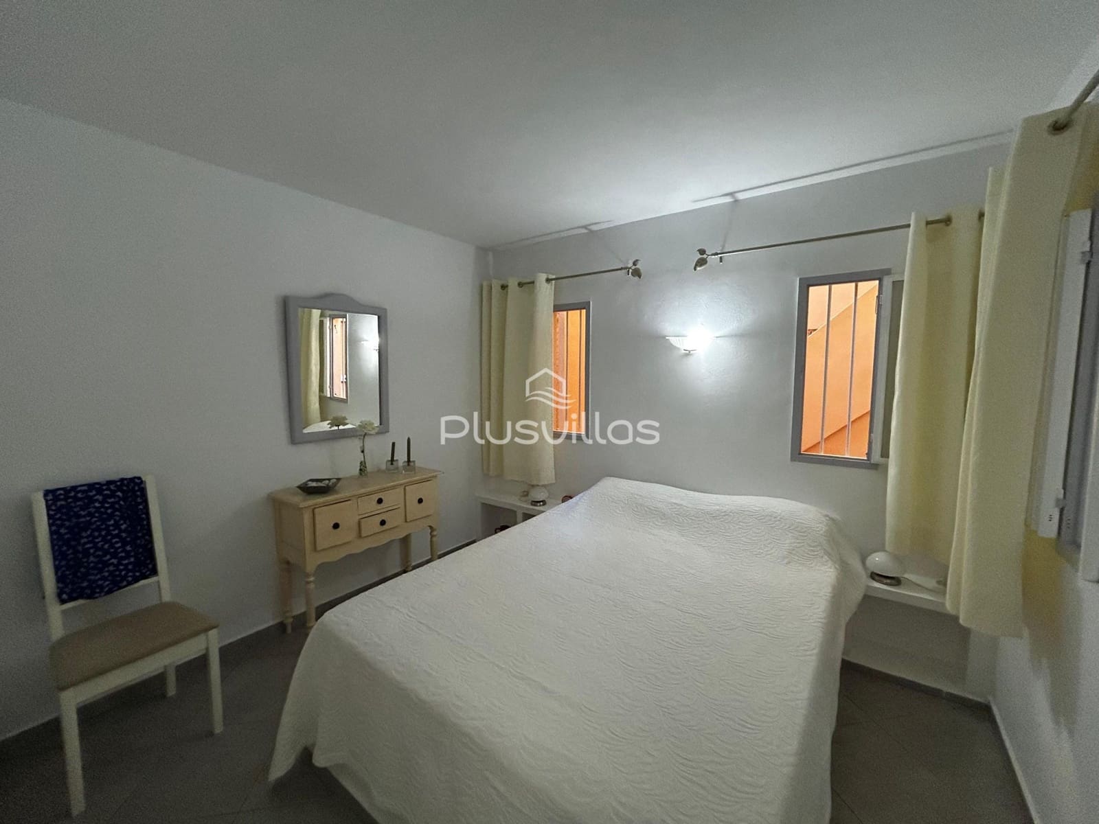 2 bedroom Apartment for sale in Calpe / Calp - € 350,000 (Ref: 9292235)