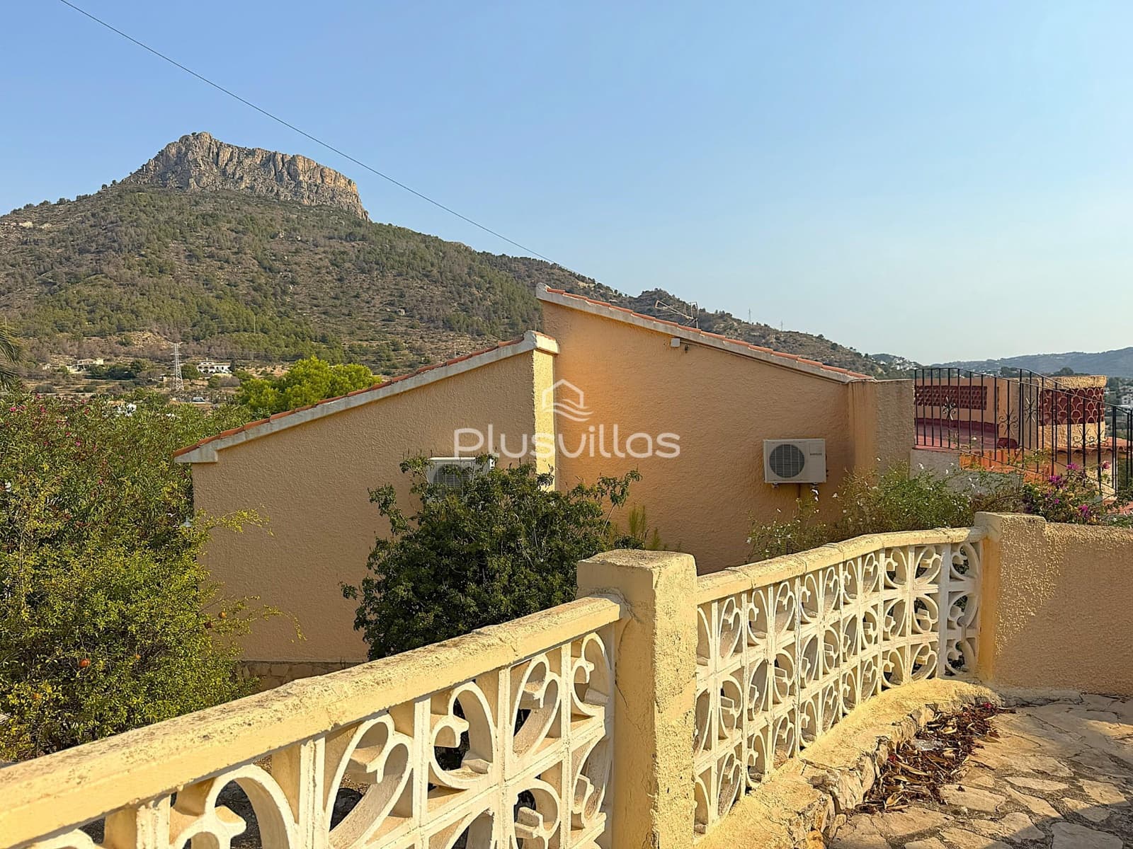 4 chambre Villa/Maison à vendre à Calpe / Calp avec piscine - 490 000 € (Ref: 9322108)