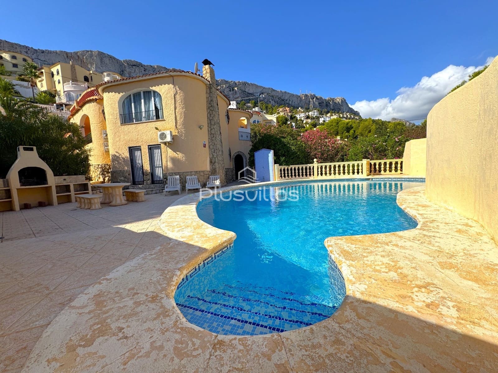 4 chambre Villa/Maison à vendre à Calpe / Calp avec piscine - 490 000 € (Ref: 9322108)