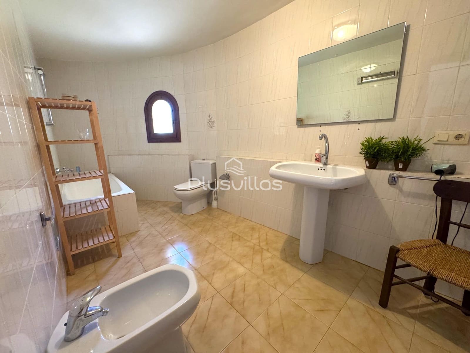 6 sovrum Villa till salu i Calpe / Calp med pool - 695 000 € (Ref: 9322109)