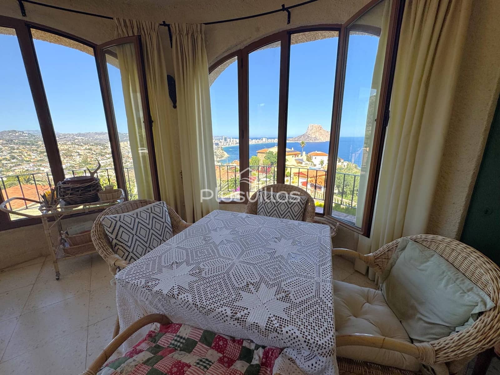 6 sovrum Villa till salu i Calpe / Calp med pool - 695 000 € (Ref: 9322109)