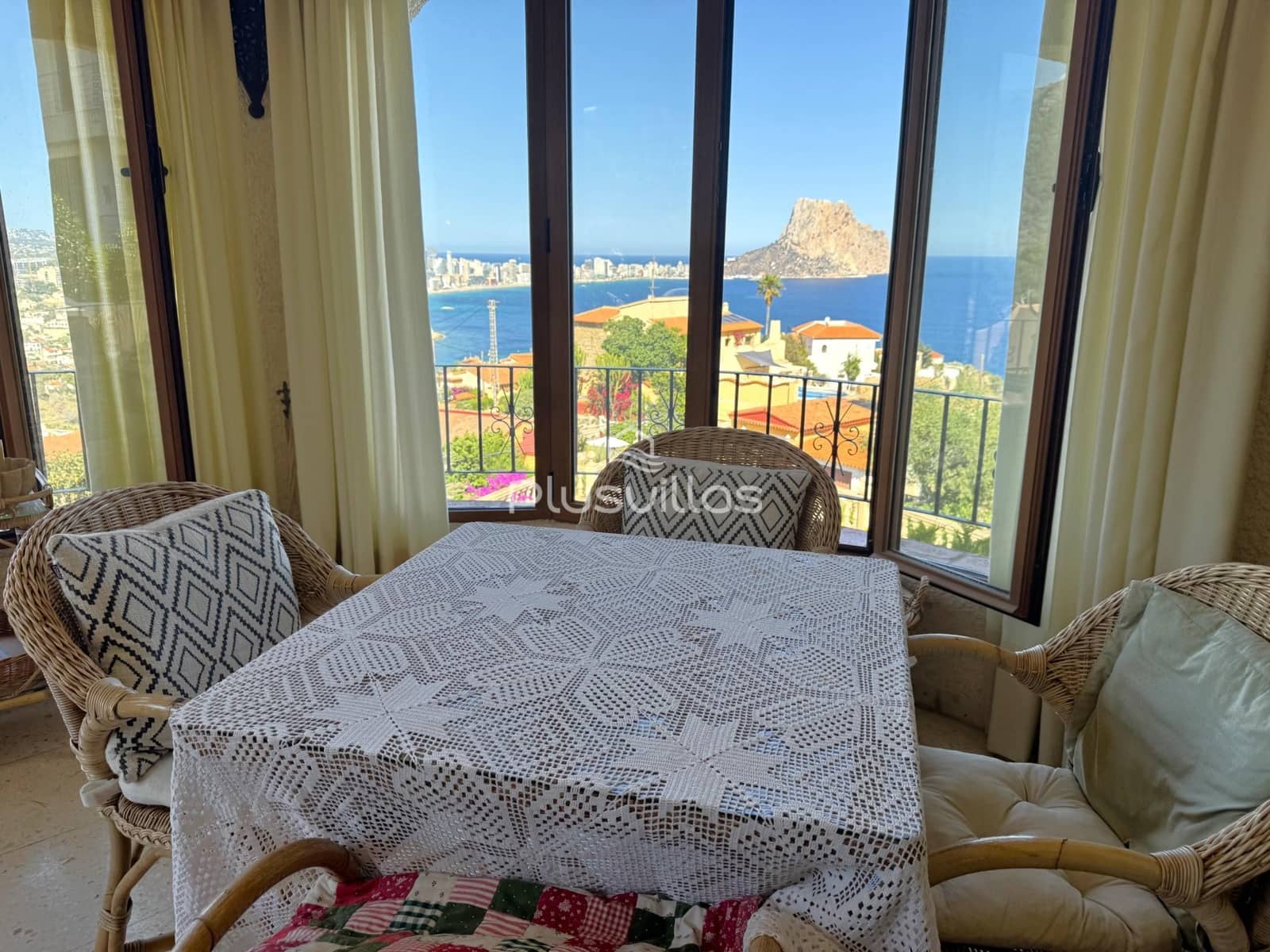 6 sovrum Villa till salu i Calpe / Calp med pool - 695 000 € (Ref: 9322109)