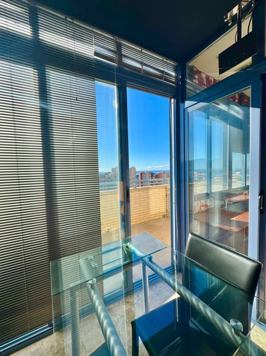 3 sypialnia Apartament na sprzedaż w Benidorm z basenem - 330 000 € (Ref: 9353808)