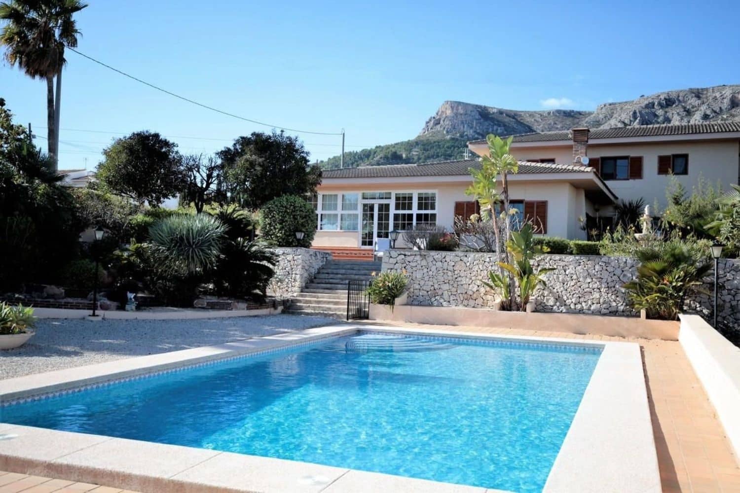 6 quarto Moradia para venda em Calpe / Calp com piscina - 1 200 000 € (Ref: 9353811)