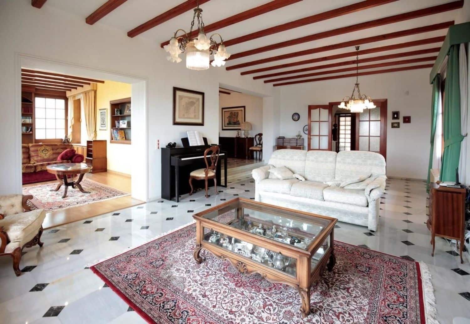 6 quarto Moradia para venda em Calpe / Calp com piscina - 1 200 000 € (Ref: 9353811)