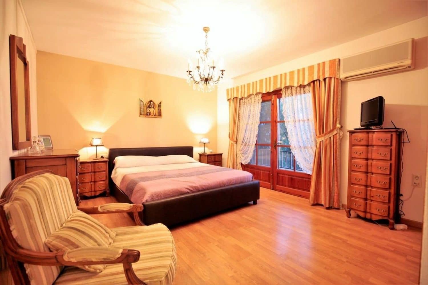 6 quarto Moradia para venda em Calpe / Calp com piscina - 1 200 000 € (Ref: 9353811)