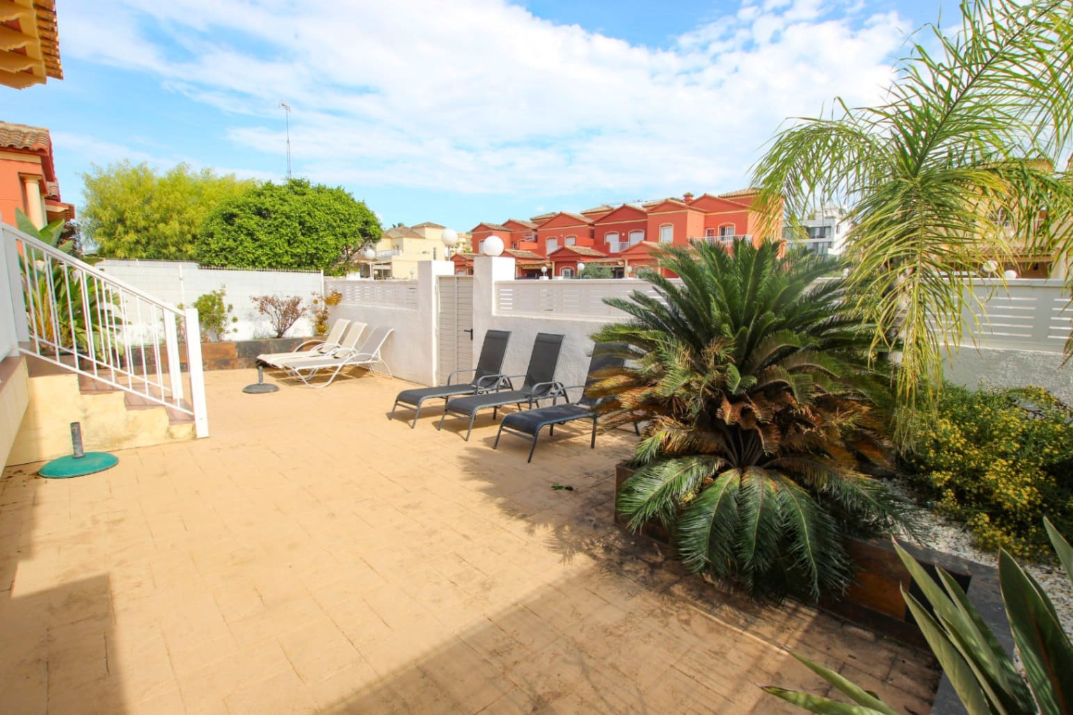 4 makuuhuone Bungalow myytävänä paikassa Calpe / Calp mukana uima-altaan - 549 000 € (Ref: 9359837)