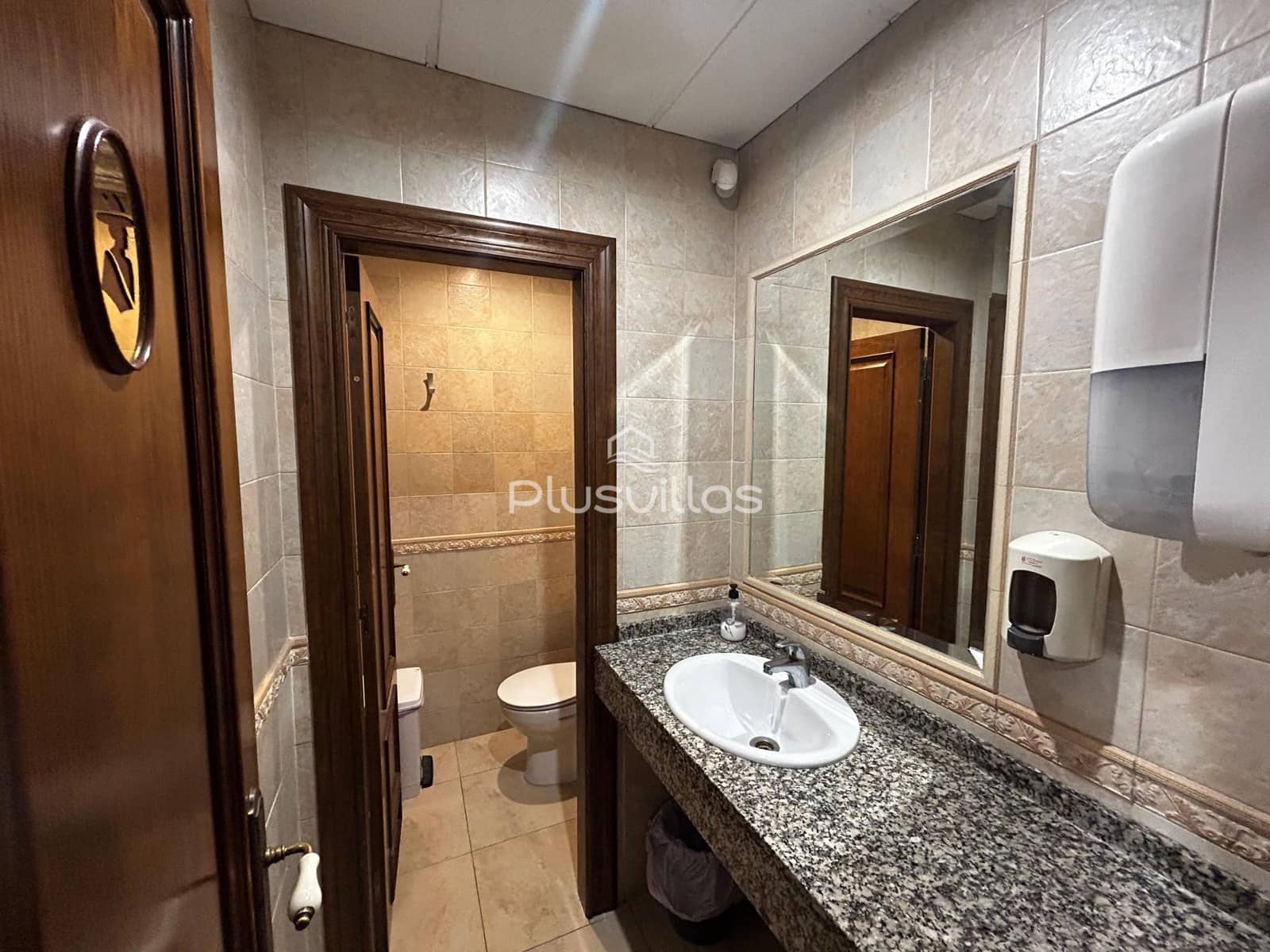 9 soveværelse Erhverv til salg i Calpe / Calp - € 950.000 (Ref: 9362724)