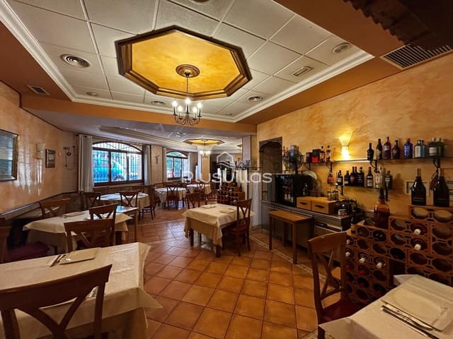 9 quarto Comercial para venda em Pueblo, Calpe / Calp - 950 000 € (Ref: 9362724)