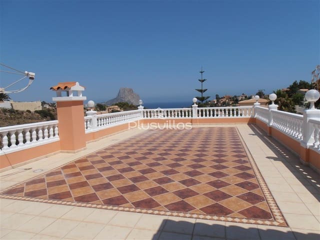 5 bedroom Villa for sale in Maryvilla, Calpe / Calp with pool - € 895,000 (Ref: 9367806)