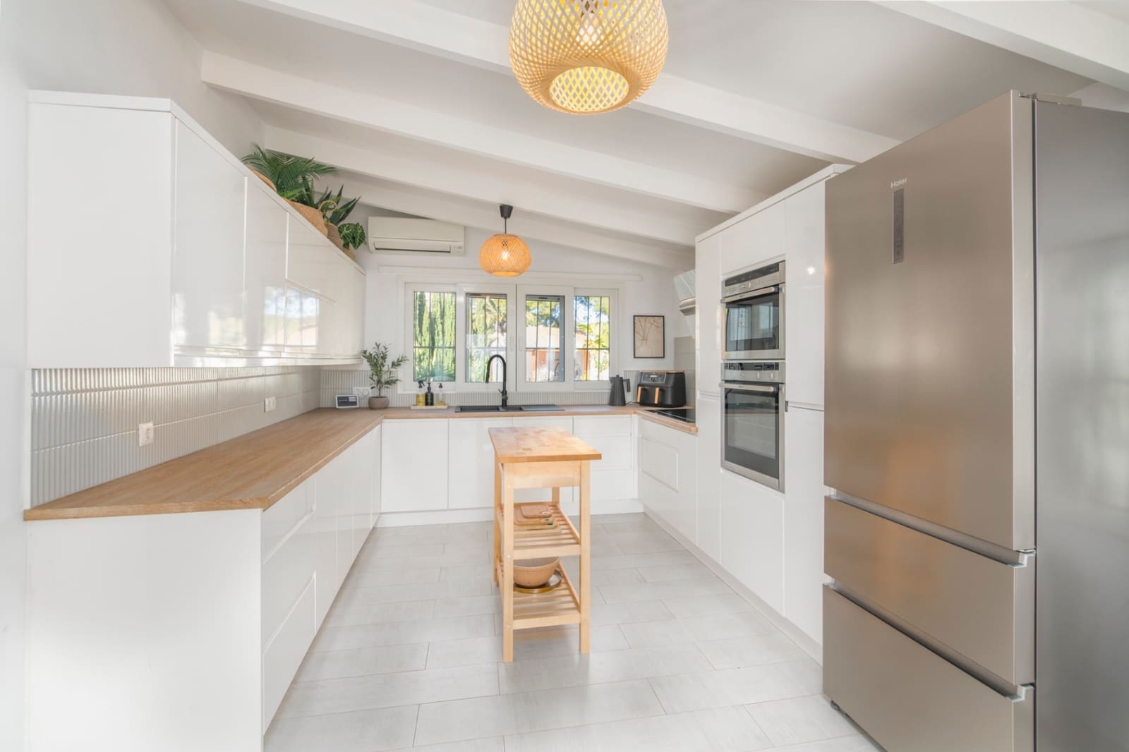 Chalet de 4 habitaciones en Moraira en venta con piscina - 1.100.000 € (Ref: 9391969)