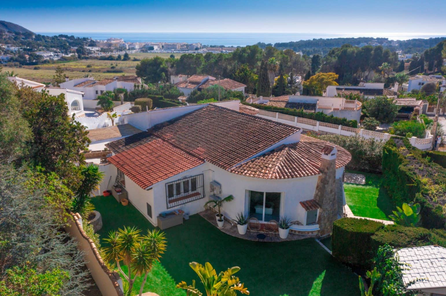 Chalet de 4 habitaciones en Moraira en venta con piscina - 1.100.000 € (Ref: 9391969)