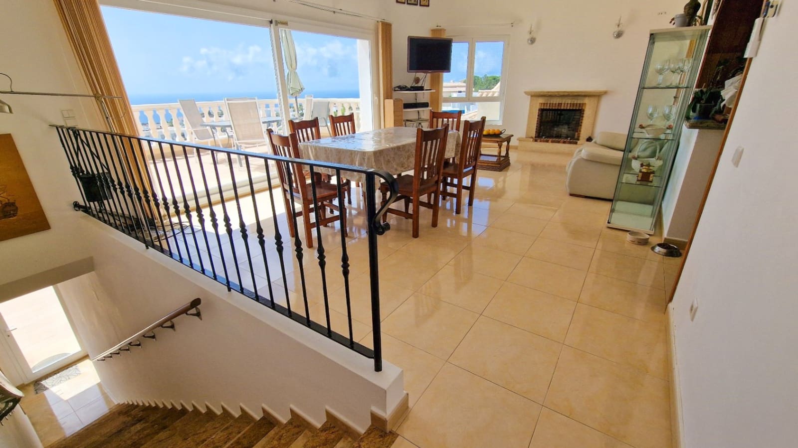 4 bedroom Villa for sale in Benitachell / Benitatxell with pool - € 720,000 (Ref: 9396472)