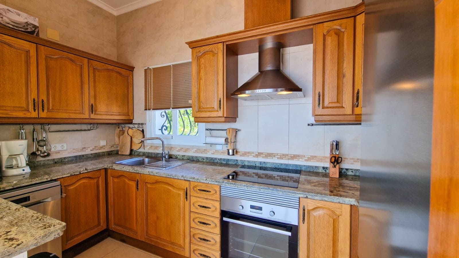 4 bedroom Villa for sale in Benitachell / Benitatxell with pool - € 720,000 (Ref: 9396472)