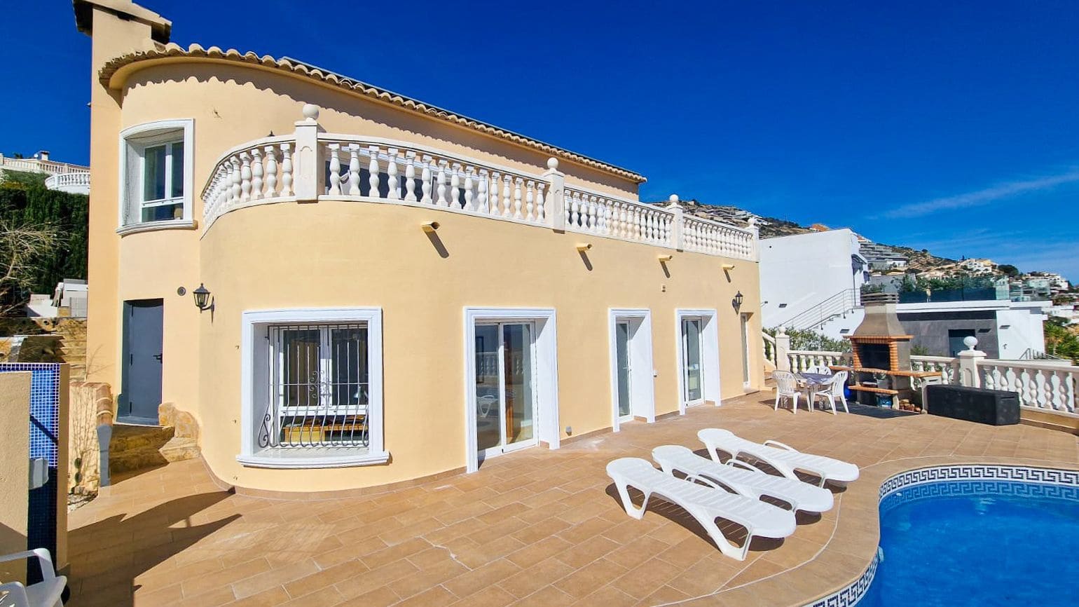 4 bedroom Villa for sale in Benitachell / Benitatxell with pool - € 720,000 (Ref: 9396472)