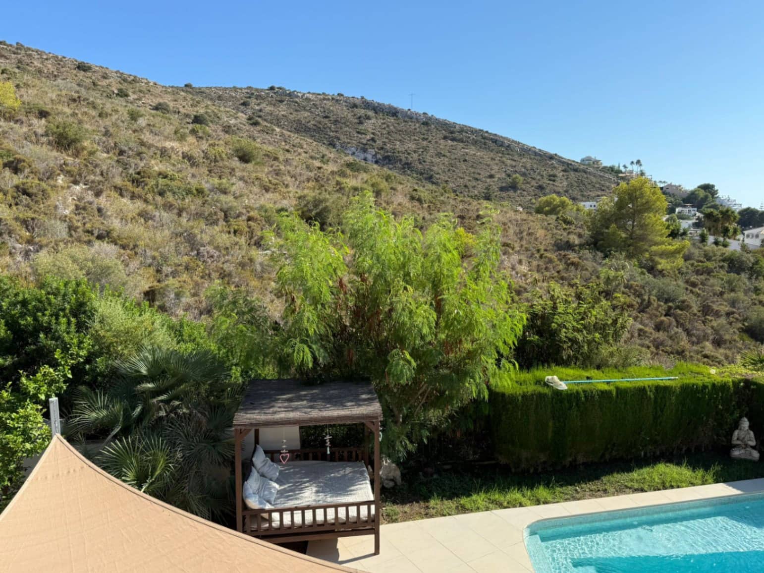 4 soveværelse Villa til salg i Moraira med swimmingpool - € 1.850.000 (Ref: 9398734)