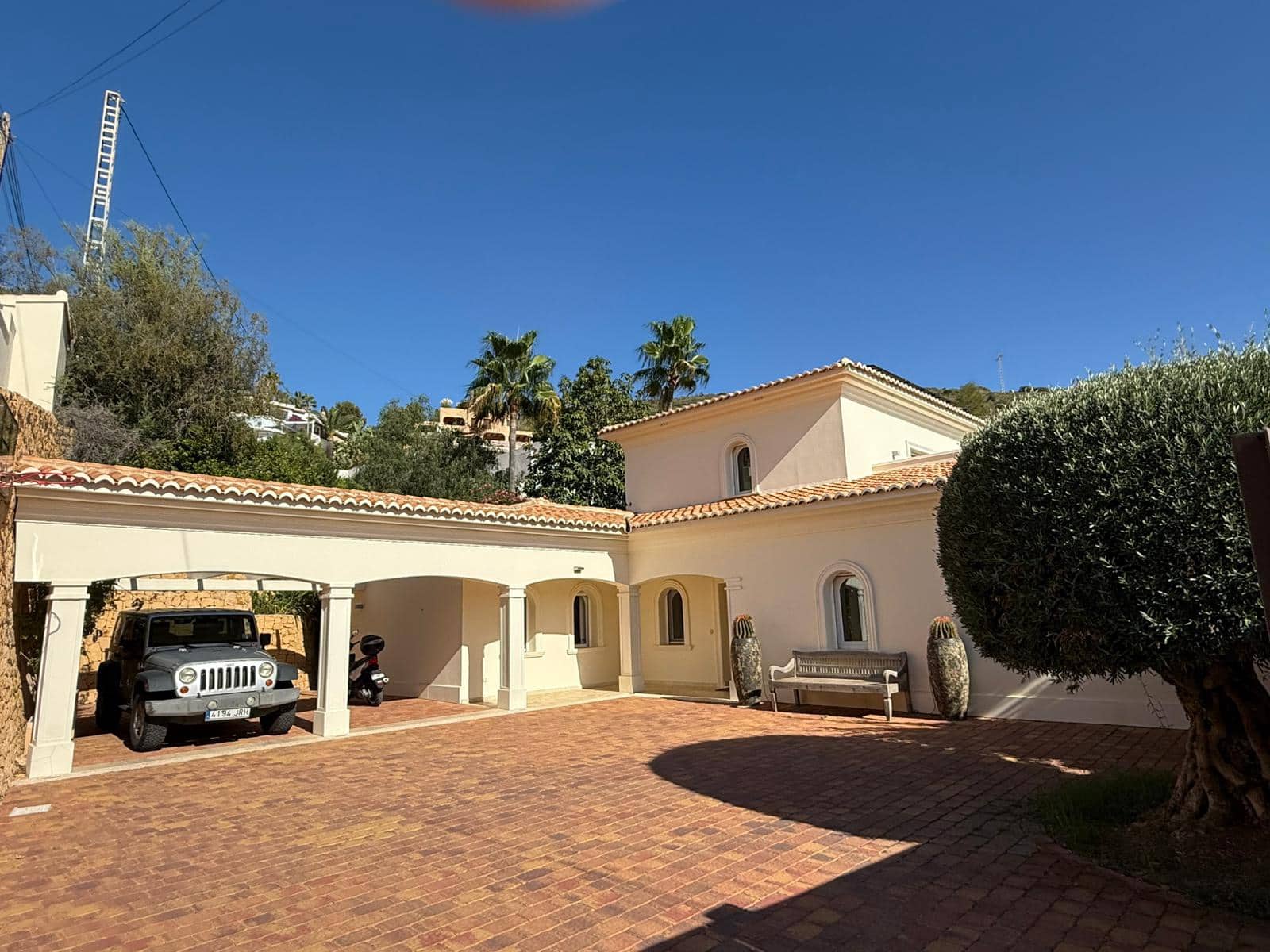 4 soveværelse Villa til salg i Moraira med swimmingpool - € 1.850.000 (Ref: 9398734)