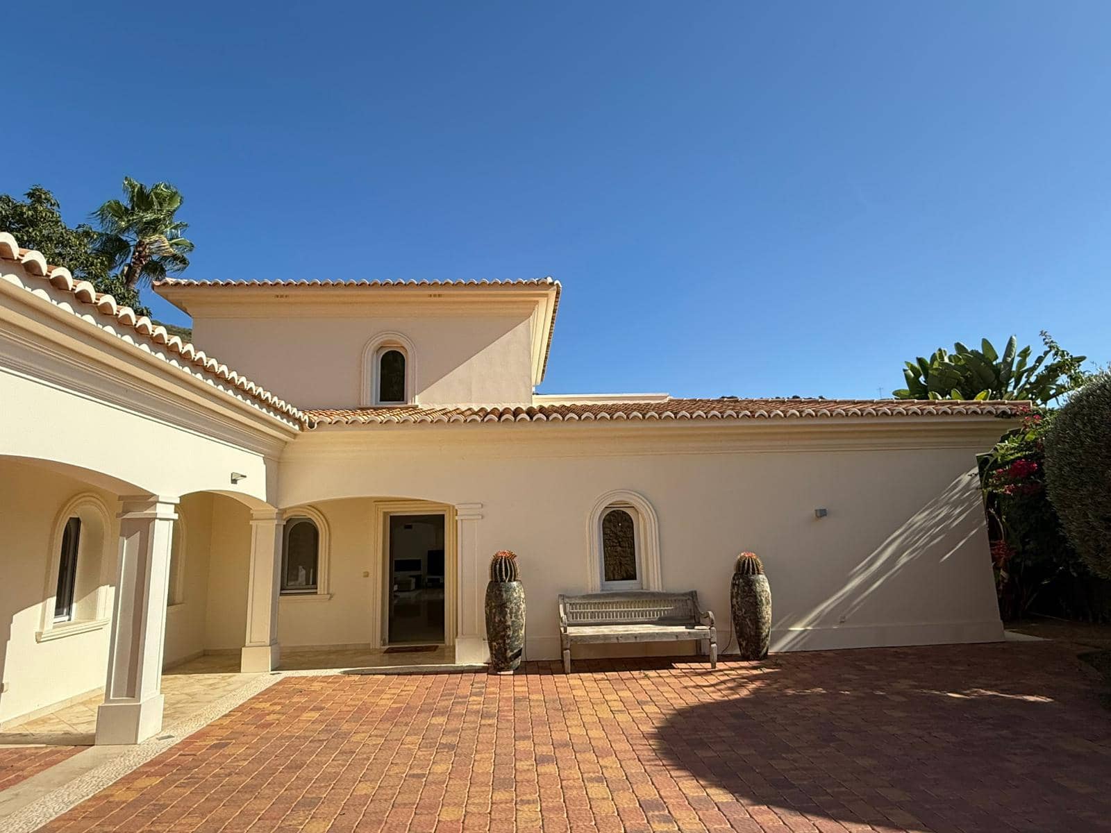 4 soveværelse Villa til salg i Moraira med swimmingpool - € 1.850.000 (Ref: 9398734)