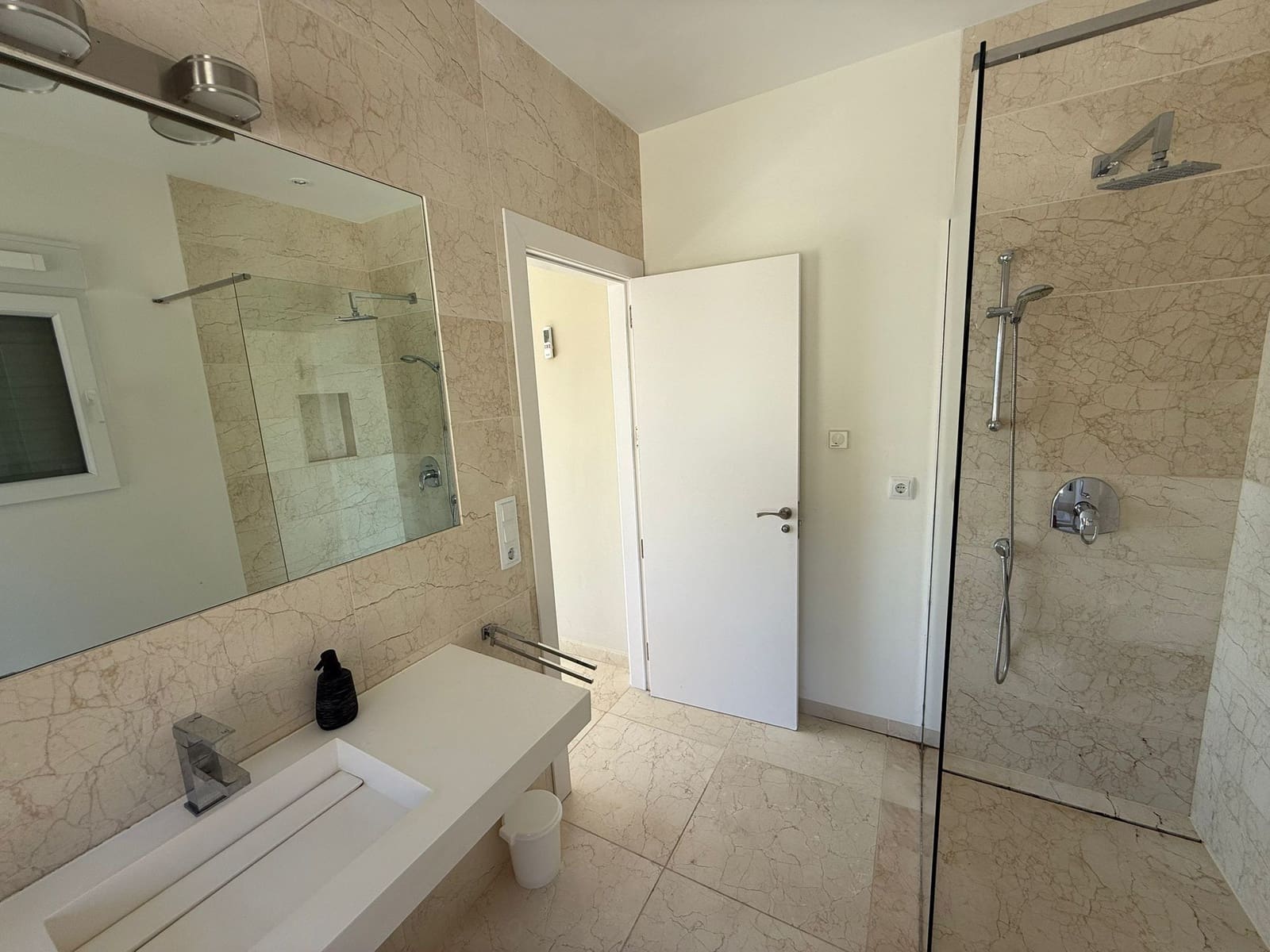 4 soveværelse Villa til salg i Moraira med swimmingpool - € 1.850.000 (Ref: 9398734)