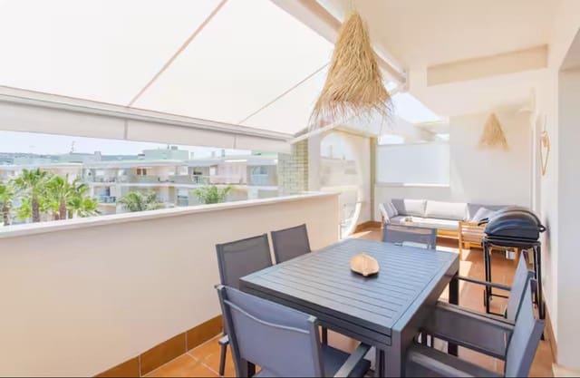 2 soverom Villa til salgs i Centro Urbano, Dénia med svømmebasseng - € 395 000 (Ref: 9401608)