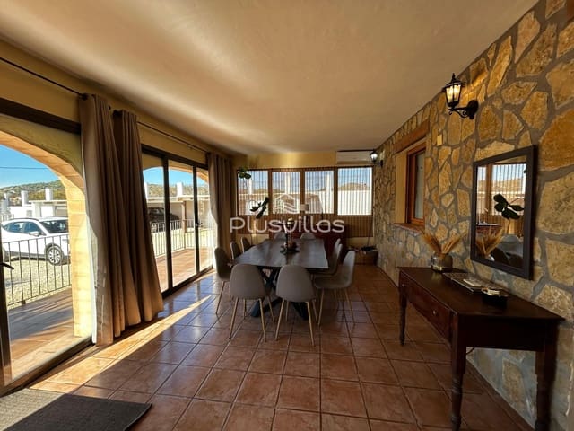 Chalet de 7 habitaciones en Benissa en venta con piscina - 970.000 € (Ref: 9411284)