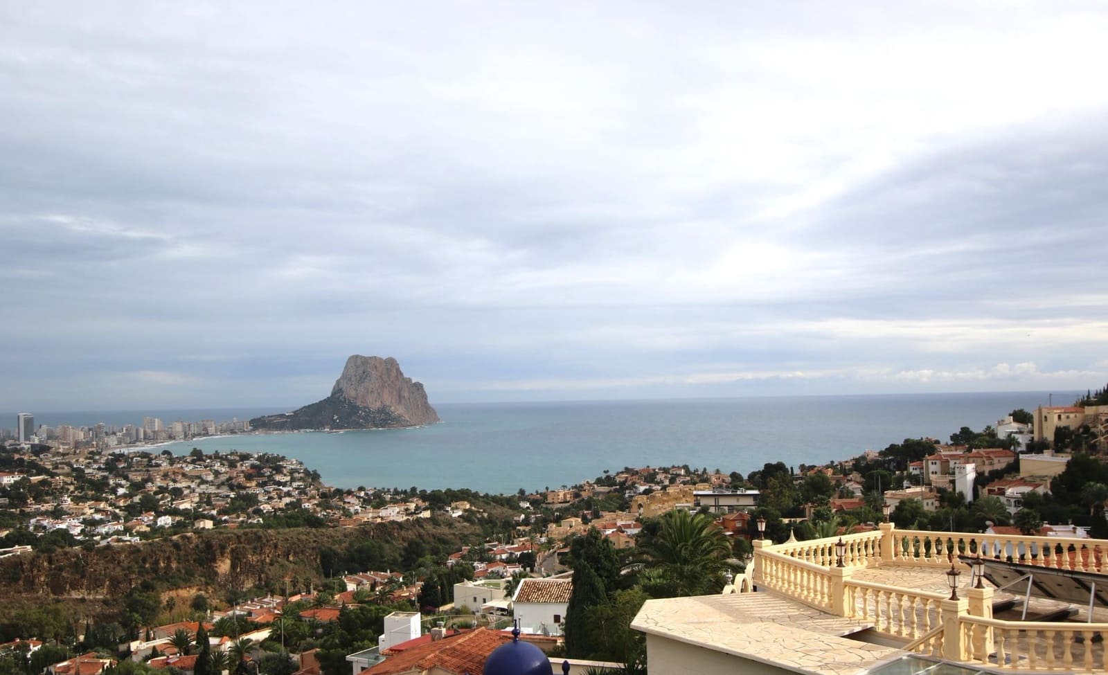 4 soveværelse Villa til salg i Calpe / Calp med swimmingpool - € 1.200.000 (Ref: 9414367)