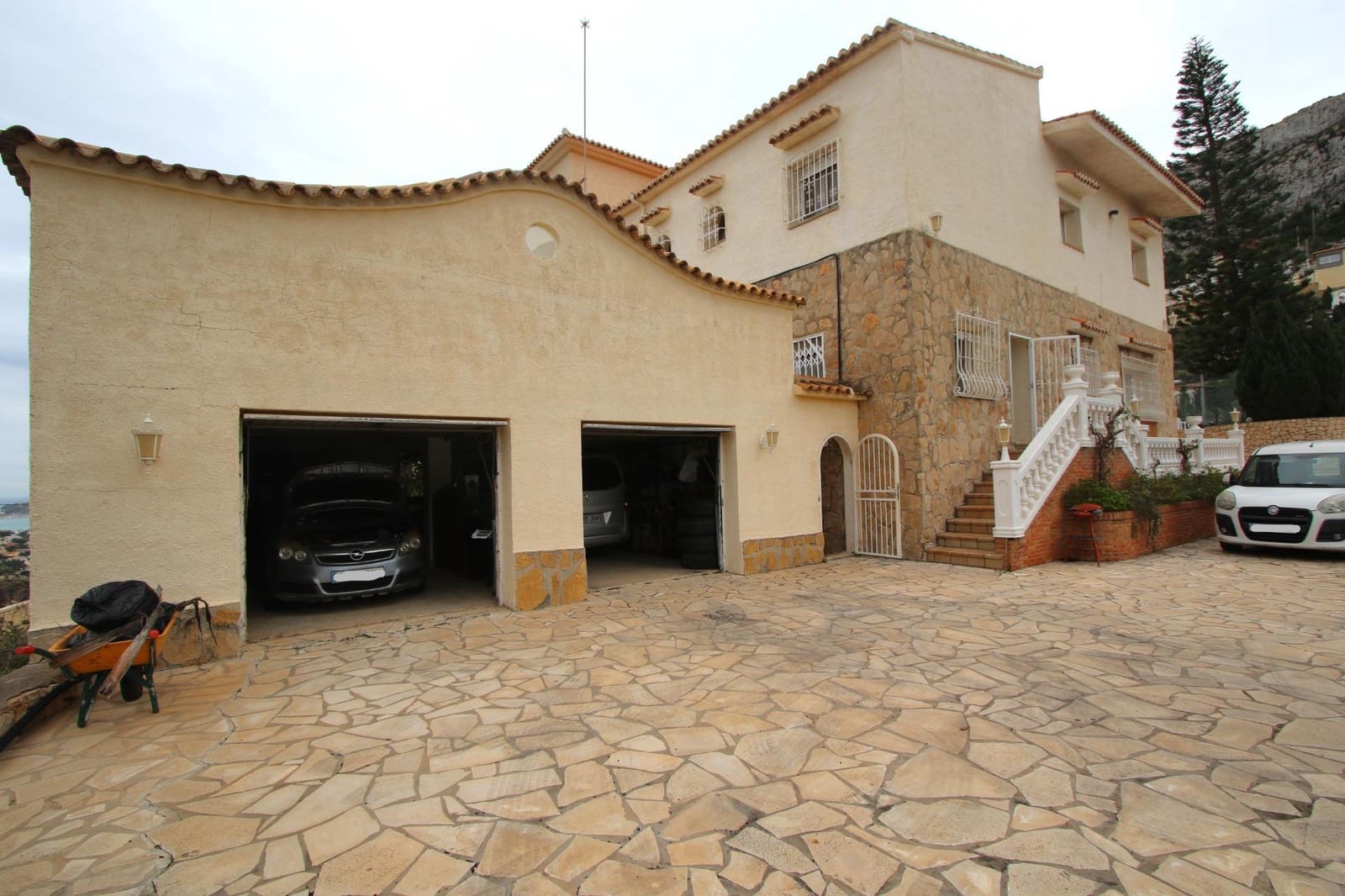 4 soveværelse Villa til salg i Calpe / Calp med swimmingpool - € 1.200.000 (Ref: 9414367)