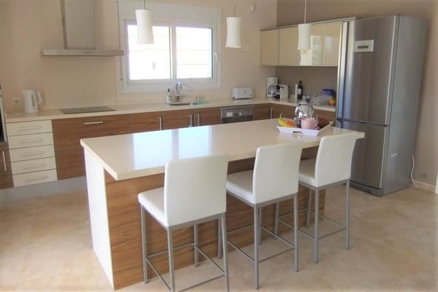 4 soverom Villa til salgs i Pueblo, Calpe / Calp med svømmebasseng - € 895 000 (Ref: 9414377)