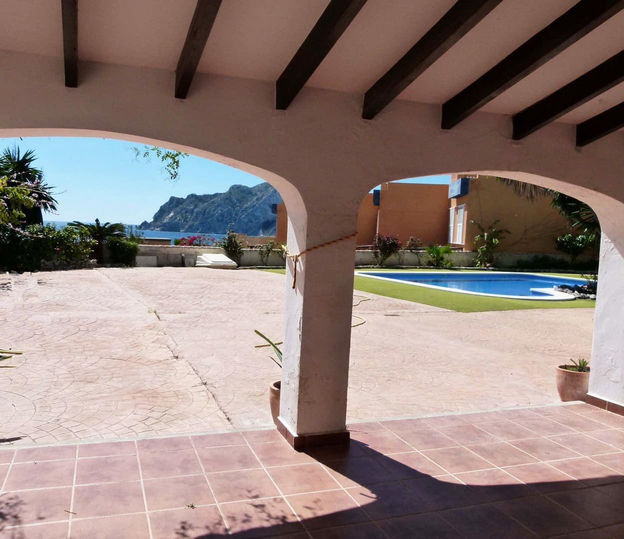 4 quarto Moradia para venda em Calpe / Calp com piscina - 795 000 € (Ref: 9414383)