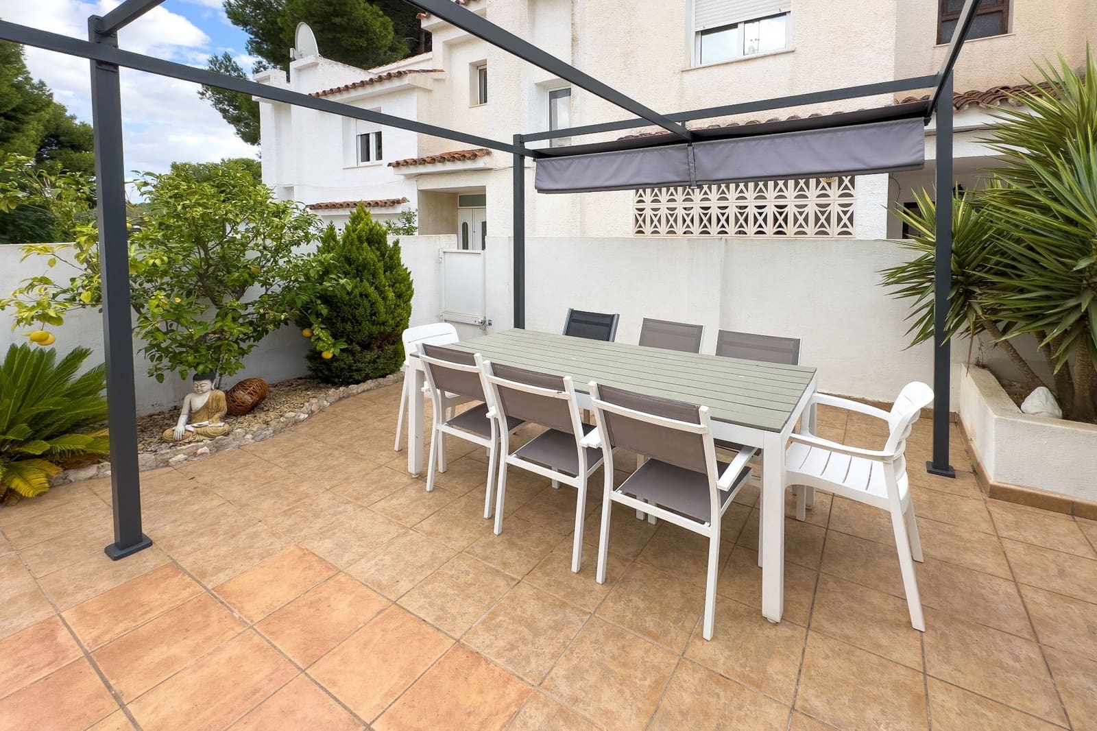 3 makuuhuone Bungalow myytävänä paikassa Calpe / Calp mukana uima-altaan - 325 000 € (Ref: 9414388)