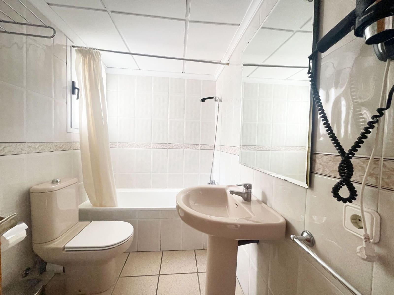 1 bedroom Apartment for sale in Calpe / Calp with pool - € 180,000 (Ref: 9419992)