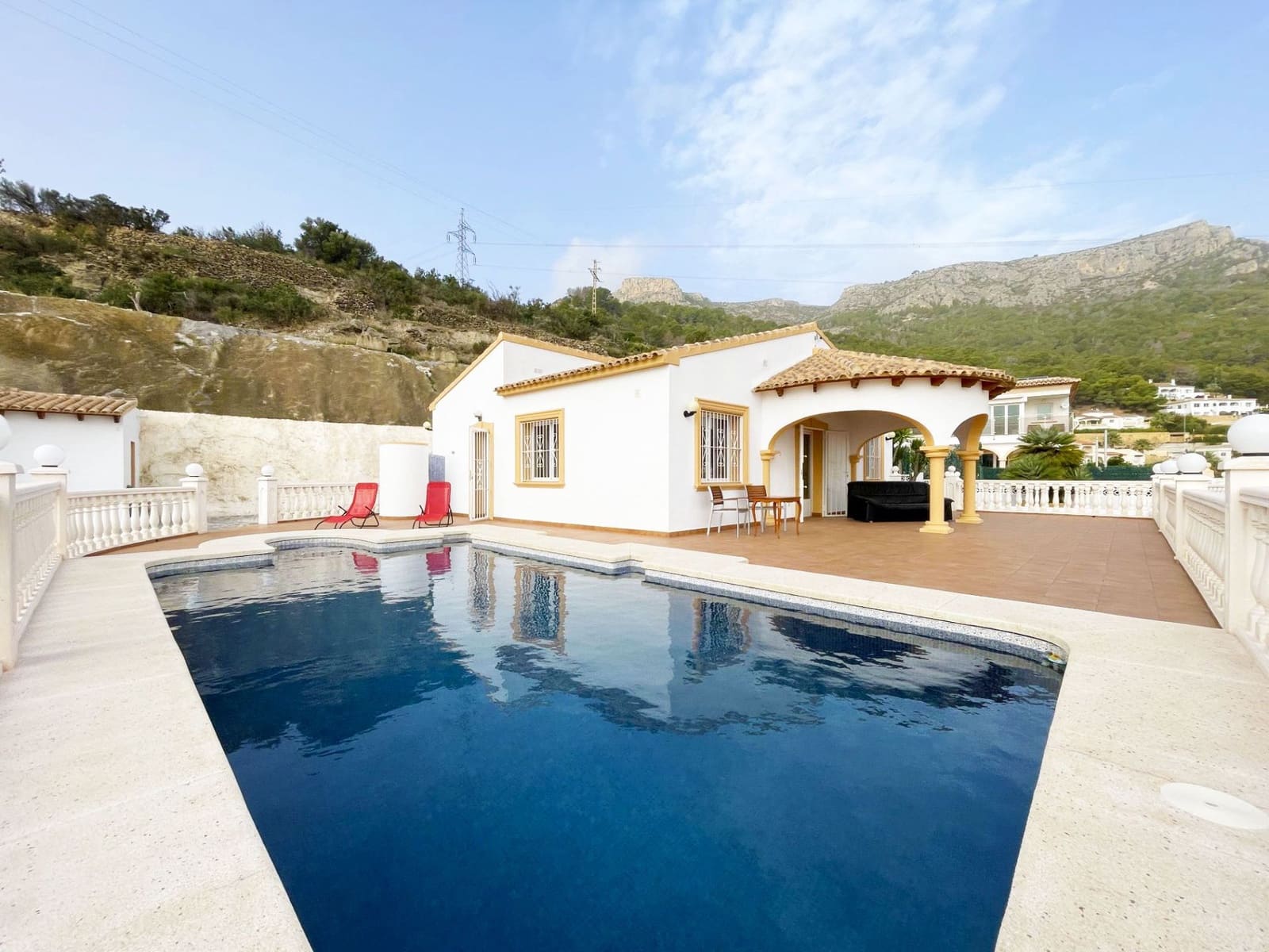 4 makuuhuone Huvila myytävänä paikassa Calpe / Calp mukana uima-altaan - 716 000 € (Ref: 9419996)