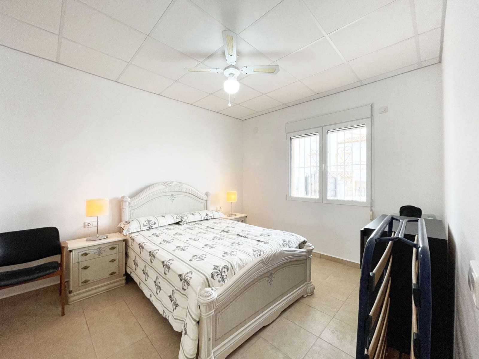 4 makuuhuone Huvila myytävänä paikassa Calpe / Calp mukana uima-altaan - 716 000 € (Ref: 9419996)