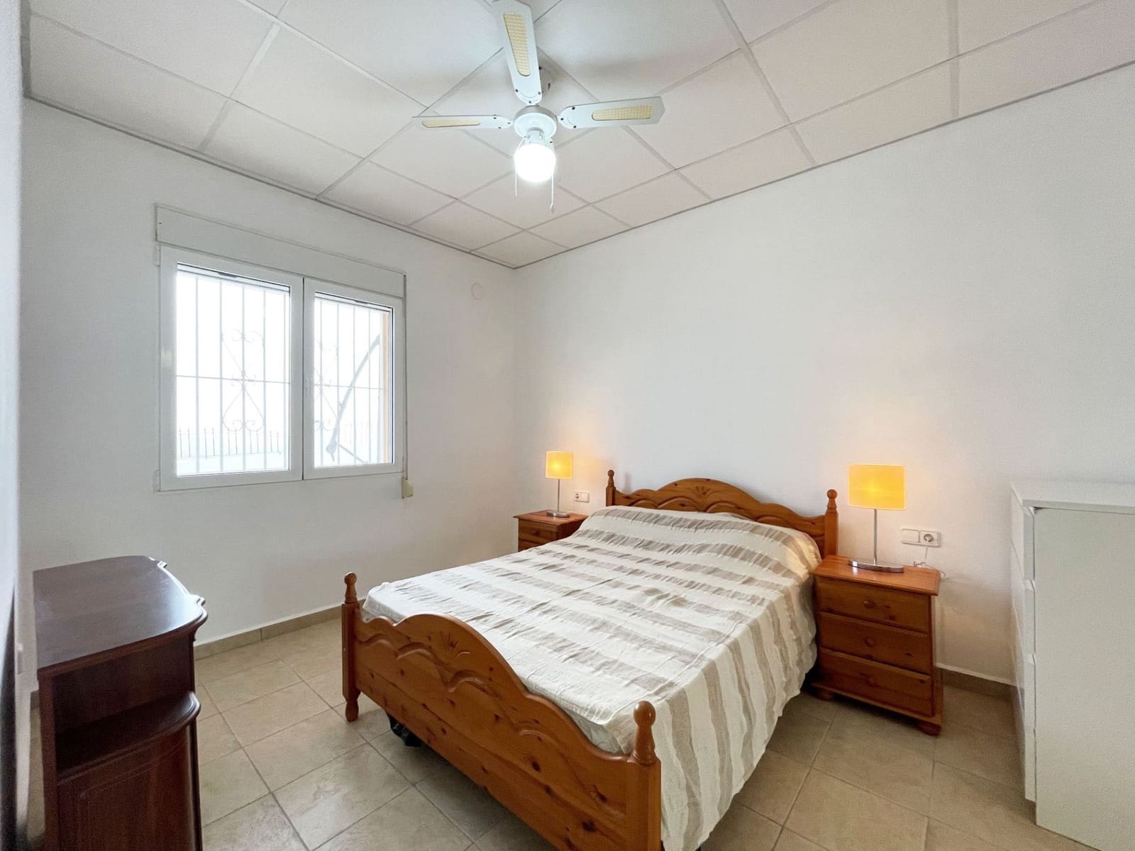 4 makuuhuone Huvila myytävänä paikassa Calpe / Calp mukana uima-altaan - 716 000 € (Ref: 9419996)