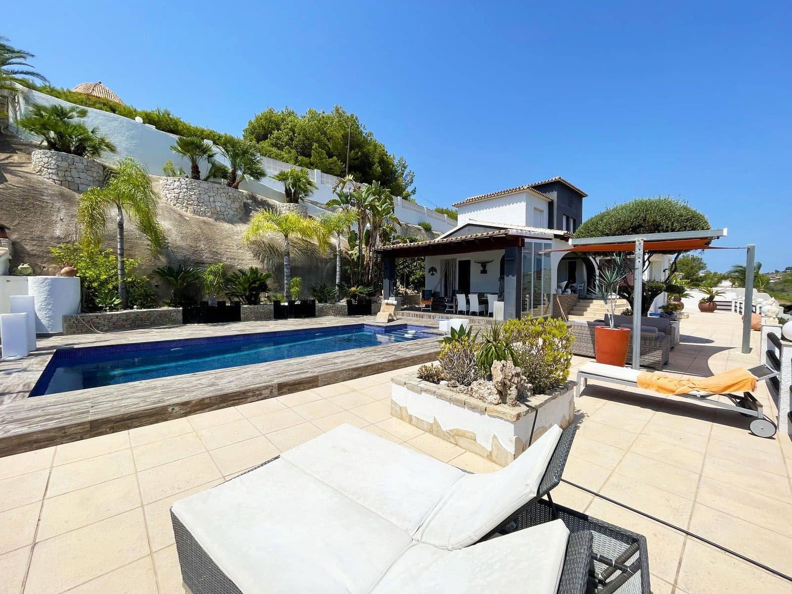 3 sovrum Villa till salu i Calpe / Calp med pool - 1 200 000 € (Ref: 9423973)