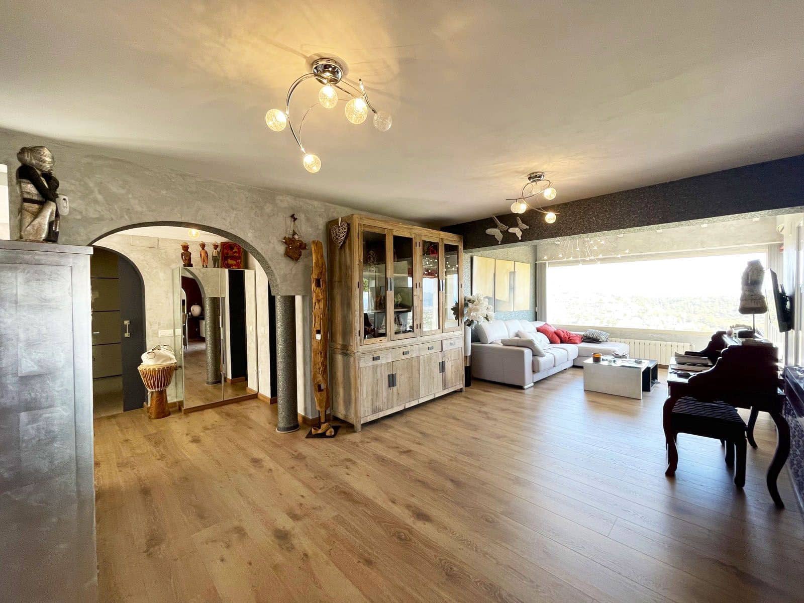 3 sovrum Villa till salu i Calpe / Calp med pool - 1 200 000 € (Ref: 9423973)