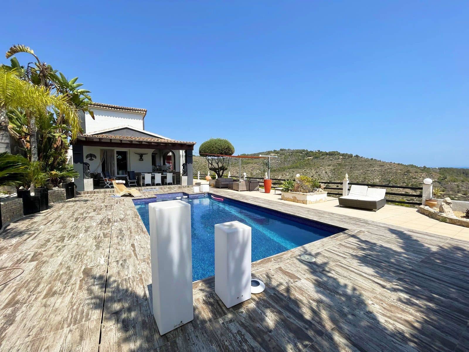 3 sovrum Villa till salu i Calpe / Calp med pool - 1 200 000 € (Ref: 9423973)