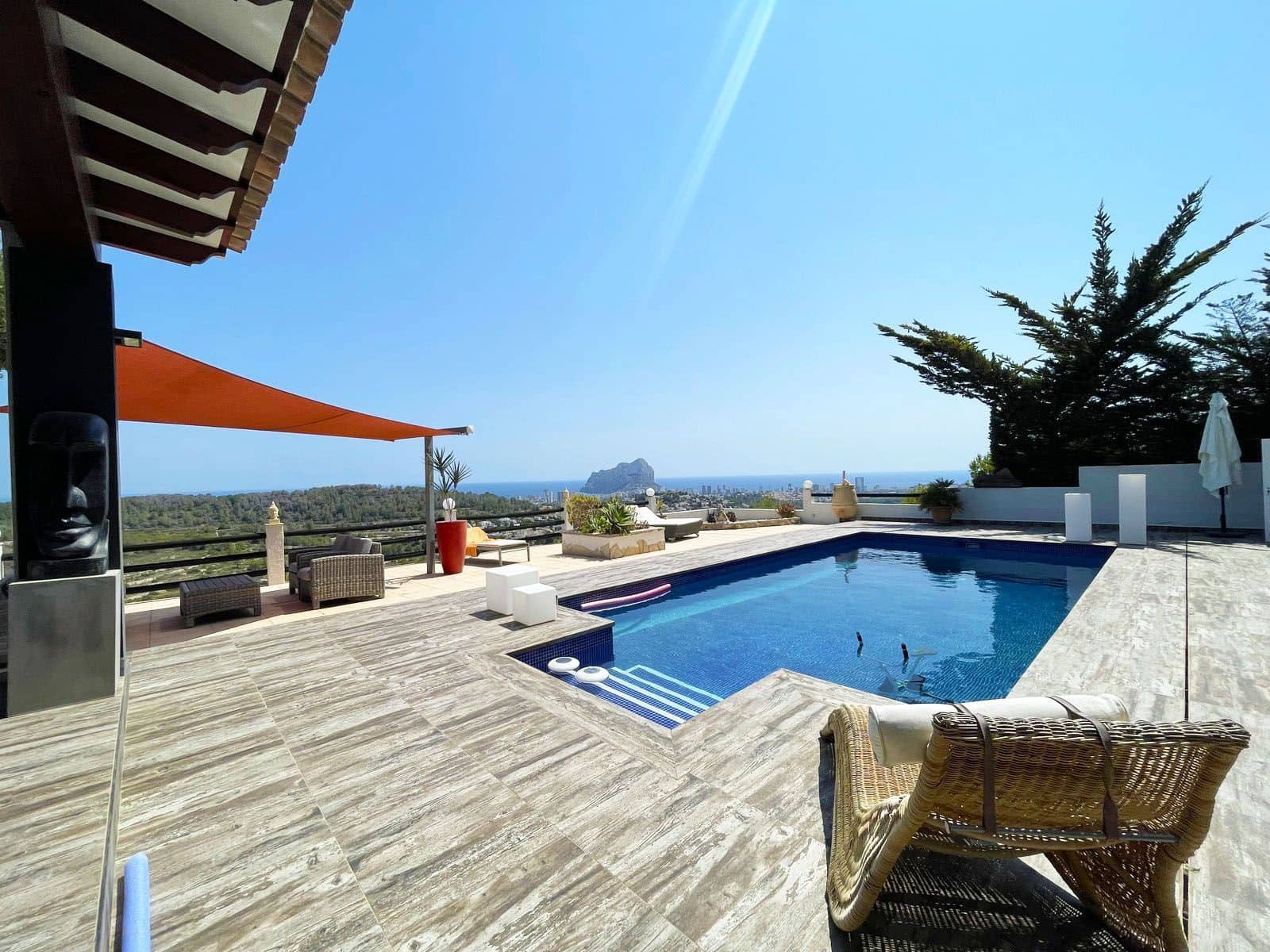 3 sovrum Villa till salu i Calpe / Calp med pool - 1 200 000 € (Ref: 9423973)