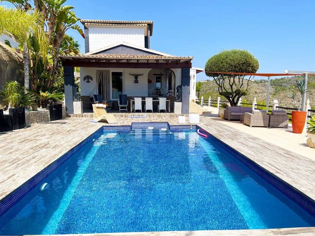 3 Zimmer Villa zu verkaufen in Cometa - Carrió, Calpe / Calp mit Pool - 1.050.000 € (Ref: 9423973)